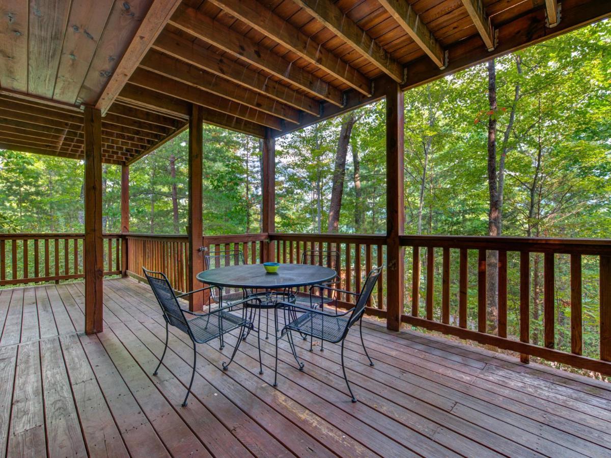 Above The Clouds, 4 Bedrooms, Pool Access, Private, Gaming, Sleeps 16 Гетлинбург Екстериор снимка