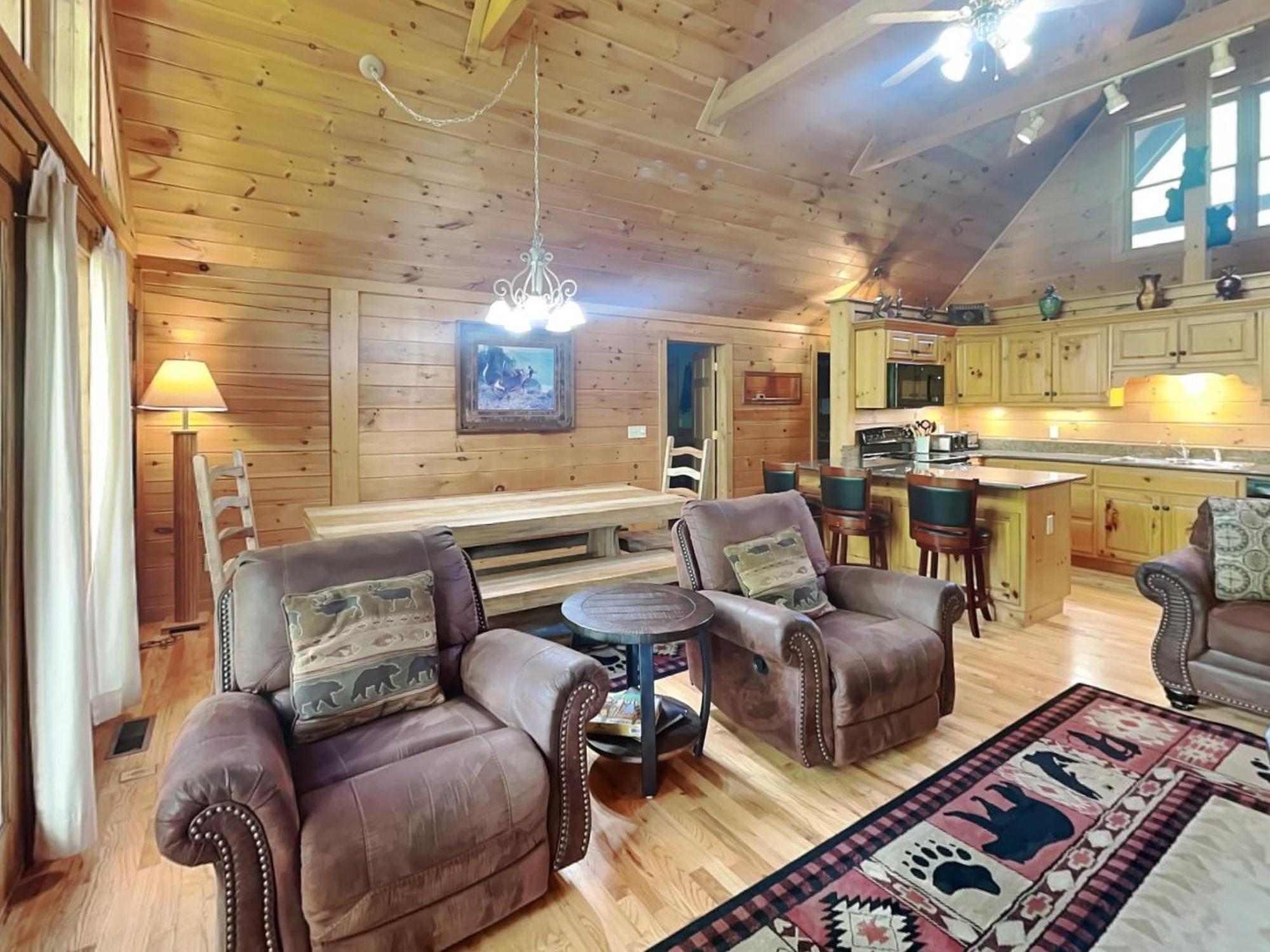 Above The Clouds, 4 Bedrooms, Pool Access, Private, Gaming, Sleeps 16 Гетлинбург Екстериор снимка