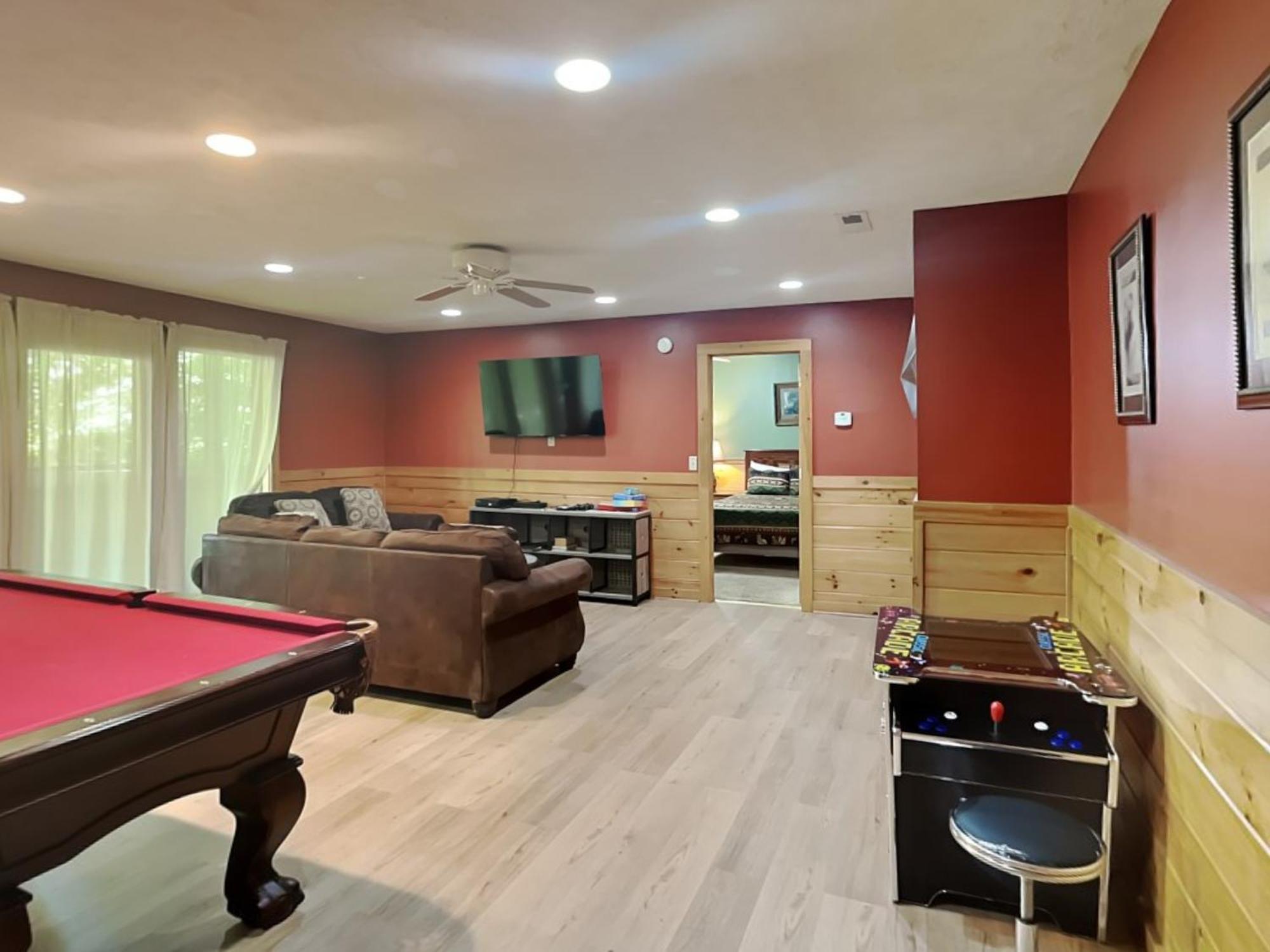Above The Clouds, 4 Bedrooms, Pool Access, Private, Gaming, Sleeps 16 Гетлинбург Екстериор снимка