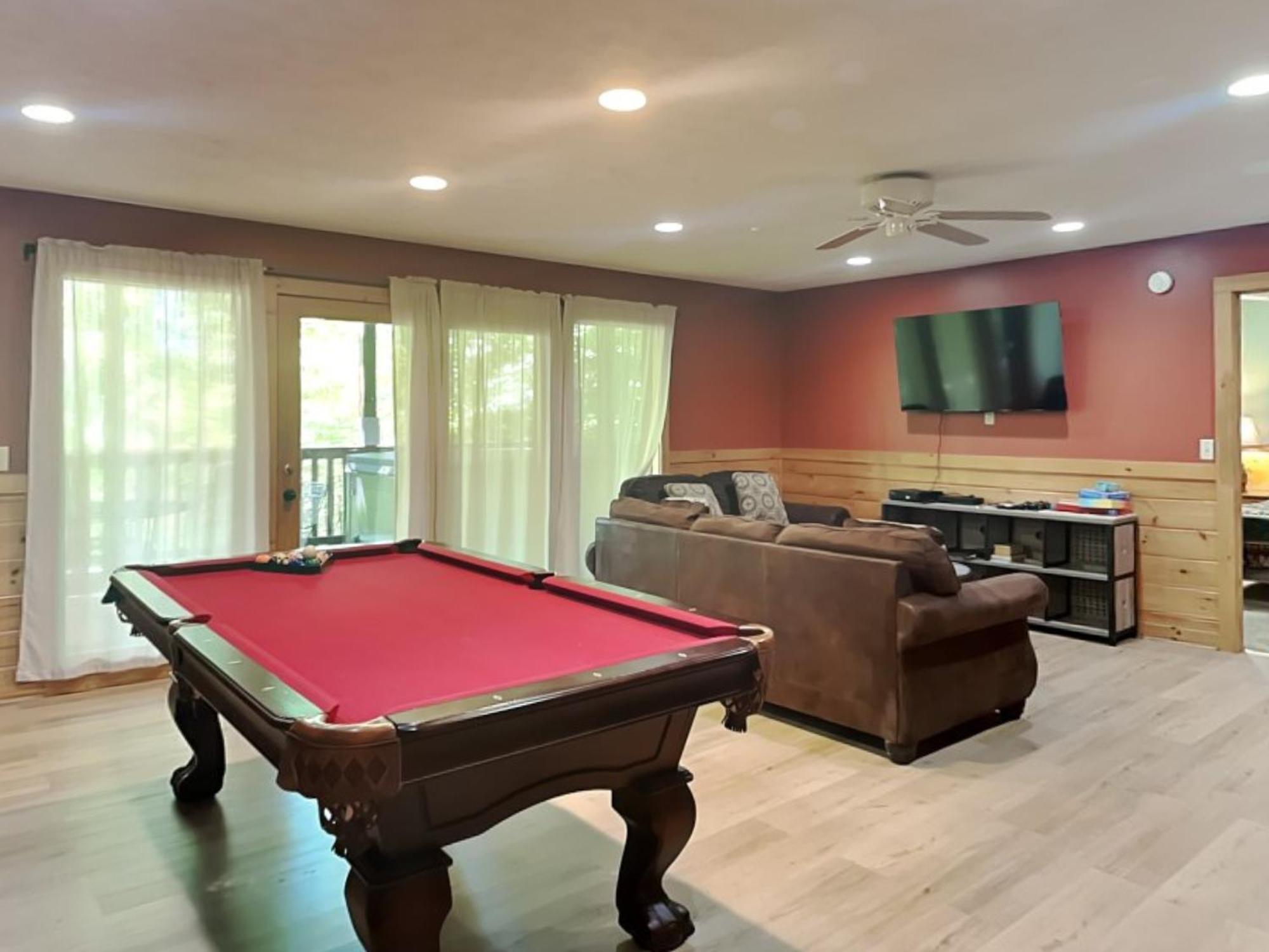 Above The Clouds, 4 Bedrooms, Pool Access, Private, Gaming, Sleeps 16 Гетлинбург Екстериор снимка